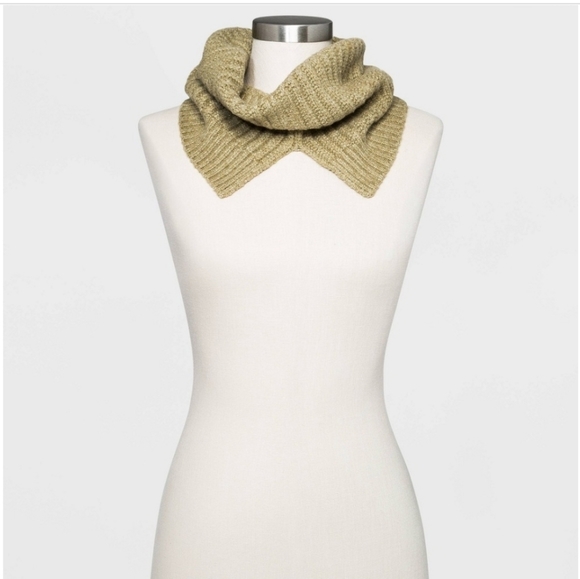Women's Striped Knit Snood Scarf - Univeral Thread - Picture 1 of 4